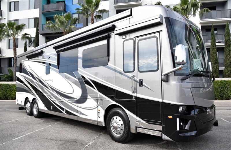 2021 Newmar Dutch Star 4020   - Photo 3 - Orange, CA 92867