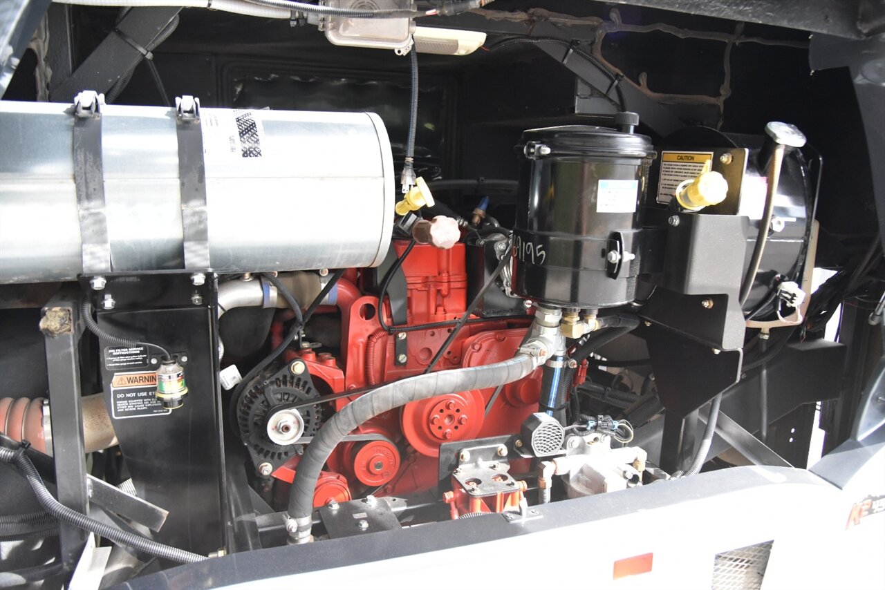 2021 Newmar Dutch Star 4020   - Photo 29 - Orange, CA 92867