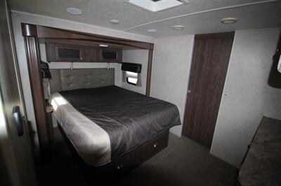 2016 ROCKWOOD 3029W   - Photo 11 - Algona, IA 50511