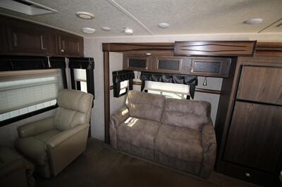 2016 ROCKWOOD 3029W   - Photo 8 - Algona, IA 50511