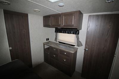 2016 ROCKWOOD 3029W   - Photo 12 - Algona, IA 50511