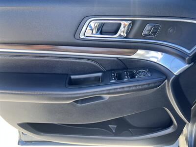2016 Ford Explorer Limited   - Photo 10 - Phoenix, AZ 85009
