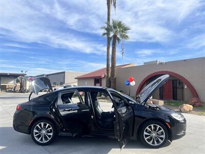2015 Chrysler 200 S   - Photo 5 - Phoenix, AZ 85009
