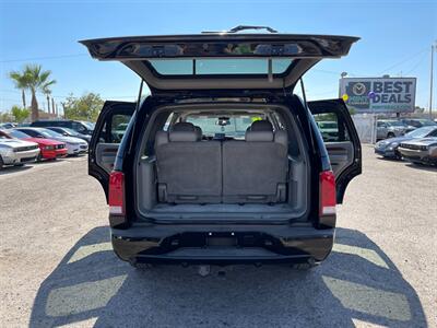 2004 Cadillac Escalade   - Photo 7 - Phoenix, AZ 85009