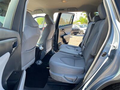 2020 Toyota Highlander LE   - Photo 6 - Phoenix, AZ 85009