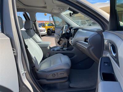 2018 Chevrolet Traverse Premier   - Photo 8 - Phoenix, AZ 85009