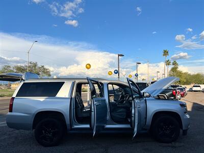 2018 Chevrolet Suburban LT   - Photo 5 - Phoenix, AZ 85006