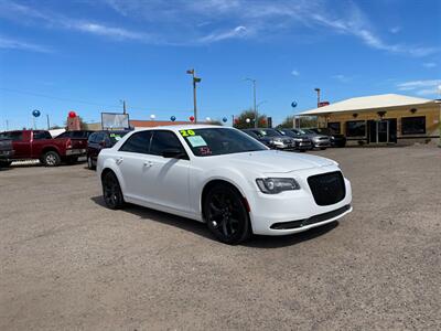 2020 Chrysler 300 Touring - Photo 12 - Phoenix, AZ 85009