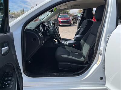 2020 Chrysler 300 Touring - Photo 6 - Phoenix, AZ 85009