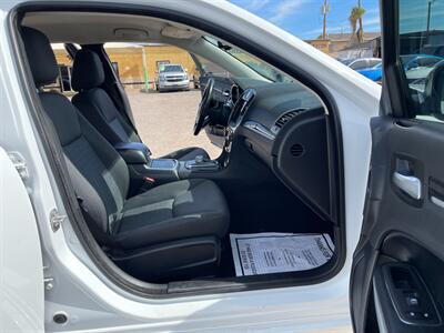 2020 Chrysler 300 Touring - Photo 8 - Phoenix, AZ 85009