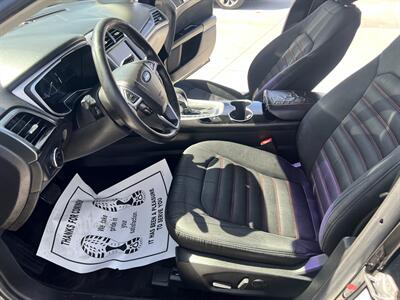 2016 Ford Fusion SE   - Photo 7 - Phoenix, AZ 85009