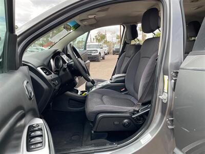 2013 Dodge Journey SXT   - Photo 5 - Phoenix, AZ 85009