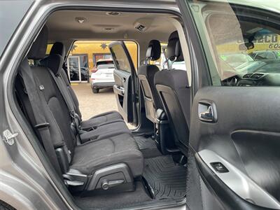 2013 Dodge Journey SXT   - Photo 9 - Phoenix, AZ 85009