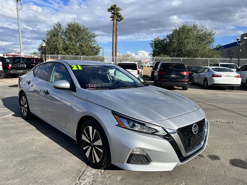 2021 Nissan Altima SV