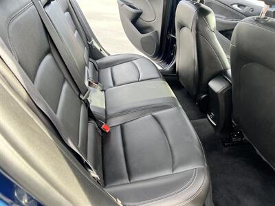 2019 Chevrolet Cruze Premier   - Photo 14 - Phoenix, AZ 85009
