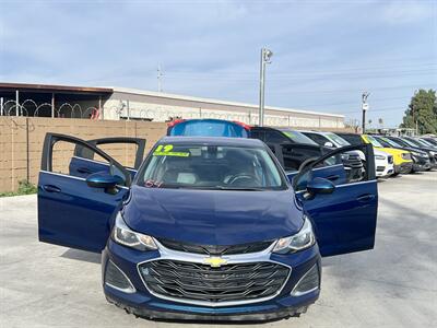 2019 Chevrolet Cruze Premier   - Photo 4 - Phoenix, AZ 85009