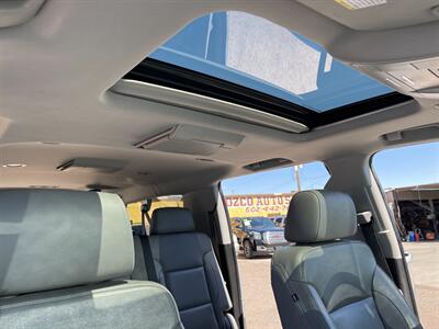 2020 Chevrolet Suburban LT   - Photo 12 - Phoenix, AZ 85009