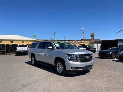 2020 Chevrolet Suburban LT   - Photo 15 - Phoenix, AZ 85009