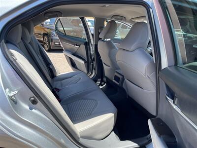 2022 Toyota Camry SE - Photo 8 - Phoenix, AZ 85009