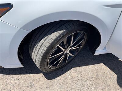 2021 Toyota Camry SE - Photo 11 - Phoenix, AZ 85009