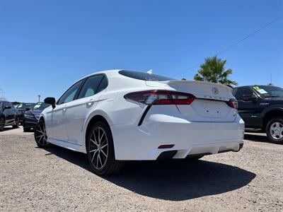 2021 Toyota Camry SE - Photo 3 - Phoenix, AZ 85009