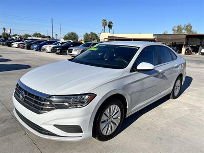 2019 Volkswagen Jetta R-Line   - Photo 2 - Phoenix, AZ 85009