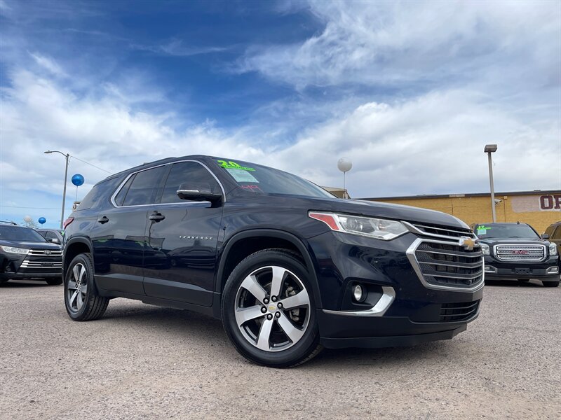 2020 Chevrolet Traverse LT Leather   - Photo 1 - Phoenix, AZ 85009