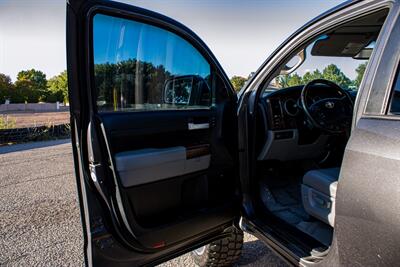 2011 Toyota Tundra Limited CrewMax   - Photo 10 - Albuquerque, NM 87114