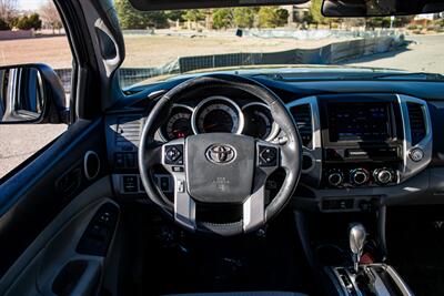 2015 Toyota Tacoma V6   - Photo 16 - Albuquerque, NM 87114
