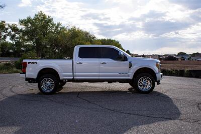 2017 Ford F-250 Super Duty Platinum   - Photo 2 - Albuquerque, NM 87114