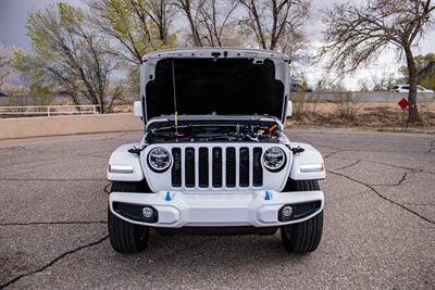 2022 Jeep Wrangler Unlimited Unlimited Sahara 4xe HIGH ALTITUDE   - Photo 31 - Albuquerque, NM 87114