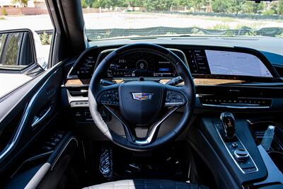 2024 Cadillac Escalade Sport Platinum   - Photo 12 - Albuquerque, NM 87114