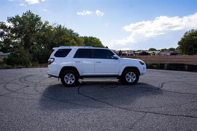 2017 Toyota 4Runner SR5 Premium   - Photo 2 - Albuquerque, NM 87114