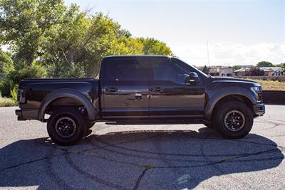 2018 Ford F-150 Raptor   - Photo 2 - Albuquerque, NM 87114