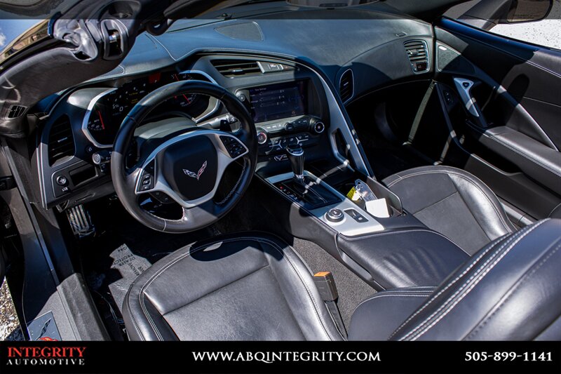 2015 Chevrolet Corvette Stingray 1LT photo
