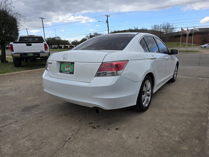 2010 Honda Accord LX - Photo 8 - Garland, TX 75042