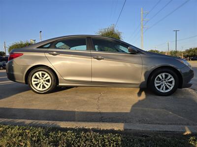 2011 Hyundai SONATA GLS   - Photo 9 - Garland, TX 75042