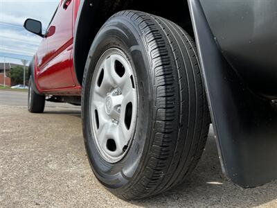 2014 Toyota Tacoma   - Photo 5 - Garland, TX 75042