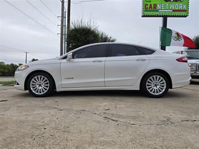 2013 Ford Fusion Hybrid SE   - Photo 3 - Garland, TX 75042