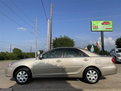 2004 Toyota Camry LE   - Photo 8 - Garland, TX 75042