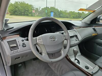 2010 Toyota Avalon XLS   - Photo 14 - Garland, TX 75042