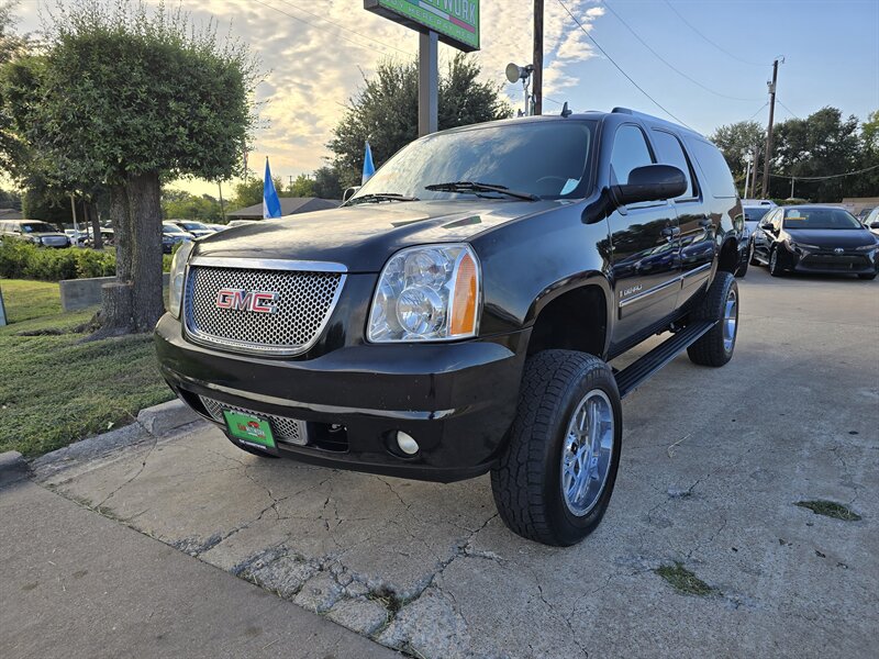 2009 GMC Yukon XL Denali  