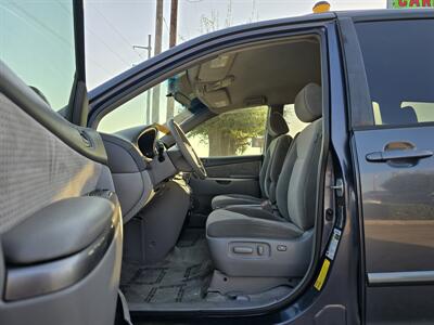 2008 Toyota Sienna LE 7-Passenger   - Photo 14 - Garland, TX 75042