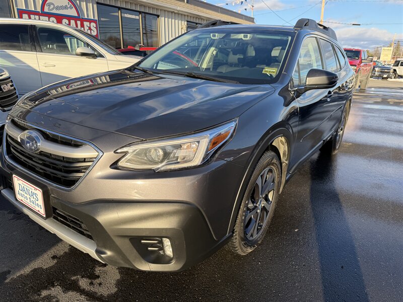 2022 Subaru Outback Limited  