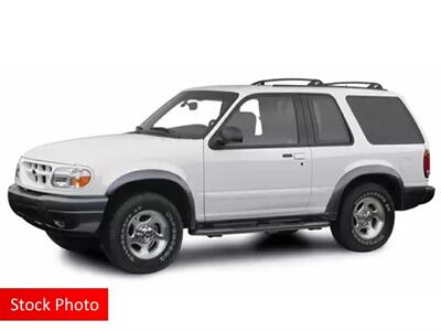 2000 Ford Explorer XLT   - Photo 2 - Lakewood, CO 80214-5221