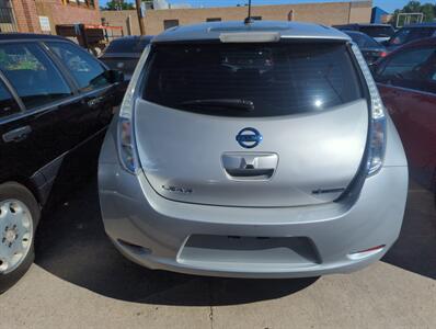 2011 Nissan LEAF SL   - Photo 5 - Lakewood, CO 80214-5221