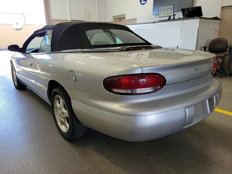 2000 Chrysler Sebring JXi Limited photo