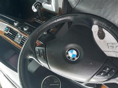 2009 BMW 528i xDrive   - Photo 4 - Milwaukee, WI 53223