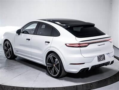 2022 Porsche Cayenne GTS COUPE,AWD,453HP,CHRONO PKG,BOSE,PANORAMIC,NAVI   - Photo 13 - Toronto, ON M3J 2L4