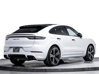 2022 Porsche Cayenne GTS COUPE,AWD,453HP,CHRONO PKG,BOSE,PANORAMIC,NAVI   - Photo 5 - Toronto, ON M3J 2L4